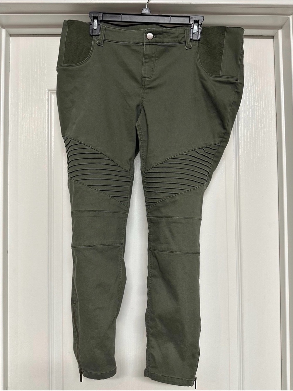 Isabel Maternity by Ingrid & Isabel Olive Green Moto Cargo Pants